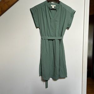 Womens size large summer dress- never worn